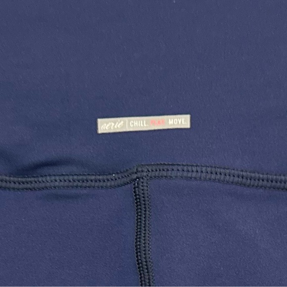 aerie: Women’s Cropped Leggings- Size Medium - Picture 6 of 9